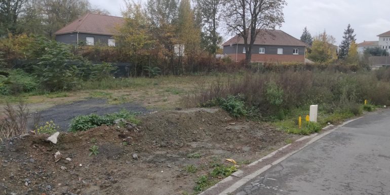 terrain Lambres Lez Douai